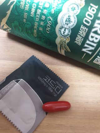 데어베어 [알쓰구원템] 숙취링거 성분을 담은 코드디 10개입 — 2점을 준 리뷰어가 2022년 4월 올린 사용 사진
