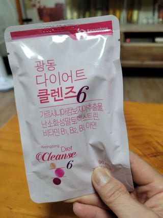 광동생활건강 광동 다이어트 클렌즈6  14입 1박스 (2주구성) — 5점을 준 리뷰어가 2023년 6월 올린 사용 사진