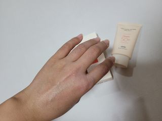 [오띠] SET_더마 컨트롤 선 크림( SPF50+ PA++++) & 100 마스크팩 x  4매 (수분/탄력/광채/장벽) — 5점을 준 리뷰어가 2022년 9월 올린 사용 사진