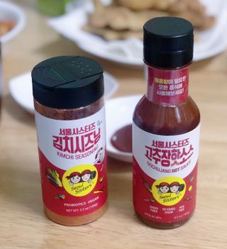 [서울시스터즈] 김치시즈닝 국내 최초 뿌려먹는 김치파우더 100g 1개+ 신제품 고추장 핫소스 185g 1개 — 5점을 준 리뷰어가 2021년 9월 올린 사용 사진