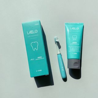 치과에서 쓰는 치약 _ 라벨제로 저불소 꼬마, 키즈, 유아, 베이비, 주니어 안전한 어린이치약 — 5점을 준 리뷰어가 2023년 4월 올린 사용 사진