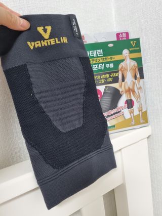 반테린서포터 무릎보호대 — 5점을 준 리뷰어가 2021년 6월 올린 사용 사진