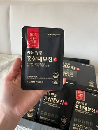 광동생활건강 광동 명품 홍삼대보진 50mL x 30포 — 5점을 준 리뷰어가 2023년 4월 올린 사용 사진