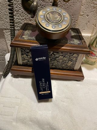 아이앤립 / EYENLIP 아이앤립 루센트 비비크림 2 Color — 4.5점을 준 리뷰어가 2021년 6월 올린 사용 사진