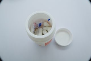 프리마인 성큼다가온 봄, 이너뷰티를 챙겨야 피부도 화사하게, 컨디션도 활기차게. 흡수율을 높인 고효율 비타민. — 5점을 준 리뷰어가 2023년 4월 올린 사용 사진