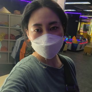 케이파이 나날마스크 [케이파이 나날] KF94 마스크 50매입 (개별포장) ,  여름에도 좋은 숨쉬기 편한 순수 국산 마스크 — 3점을 준 리뷰어가 2022년 7월 올린 사용 사진