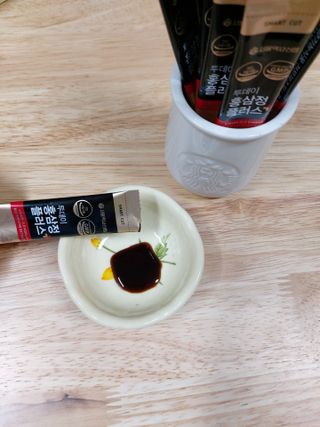 서울약사신협_투데이홍삼정플러스스틱_10g x 30포 — 4.5점을 준 리뷰어가 2021년 6월 올린 사용 사진