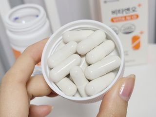 프리마인 성큼다가온 봄, 이너뷰티를 챙겨야 피부도 화사하게, 컨디션도 활기차게. 흡수율을 높인 고효율 비타민. — 5점을 준 리뷰어가 2022년 10월 올린 사용 사진