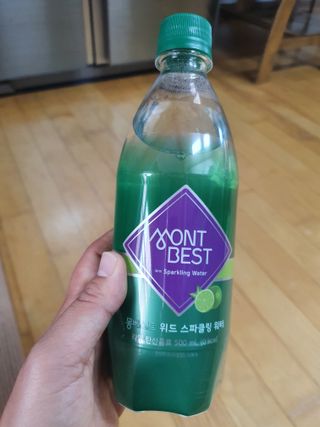 몽베스트 Montbest with Sparkling water Lime20병 — 5점을 준 리뷰어가 2021년 10월 올린 사용 사진