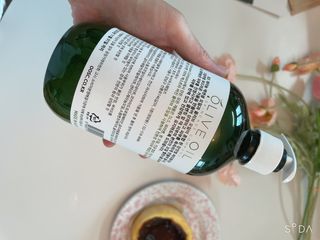 올리브 오일 스킨케어 컴퍼니 [OOSC] 향기로운 보습 로즈 제라늄 바디워시 500ml — 4.5점을 준 리뷰어가 2021년 5월 올린 사용 사진