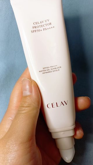 프리마인 선크림만 바꿨을 뿐인데 매일 물 2L챙겨먹고 기초케어 완벽하게 한 물빛피부 완성,셀라브UV프로텍터 — 4.5점을 준 리뷰어가 2023년 7월 올린 사용 사진