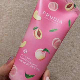 [후르디아] 복숭아 바디워시+바디에센스 세트 — 5점을 준 리뷰어가 2021년 2월 올린 사용 사진