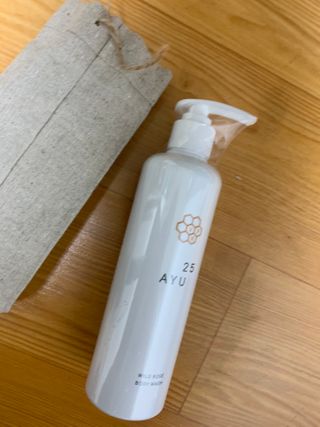 AYU25[아유트웬티파이브]피부 진정, 보습 와일즈 로즈 바디워시 — 5점을 준 리뷰어가 2021년 3월 올린 사용 사진