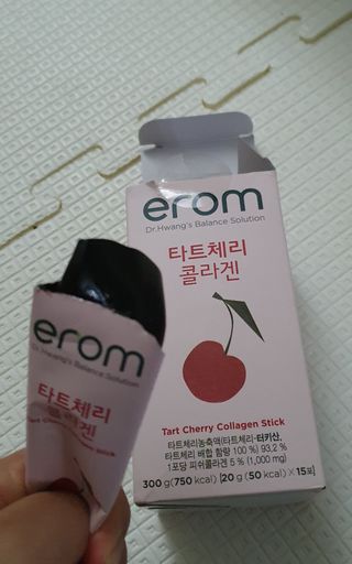 이롬 erom 타트체리 콜라겐 — 3점을 준 리뷰어가 2021년 3월 올린 사용 사진