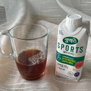 셀렉스스포츠 셀렉스 스포츠 웨이 프로틴 복숭아_ 330ml x 12팩 — 5점을 준 리뷰어가 2021년 10월 올린 사용 사진