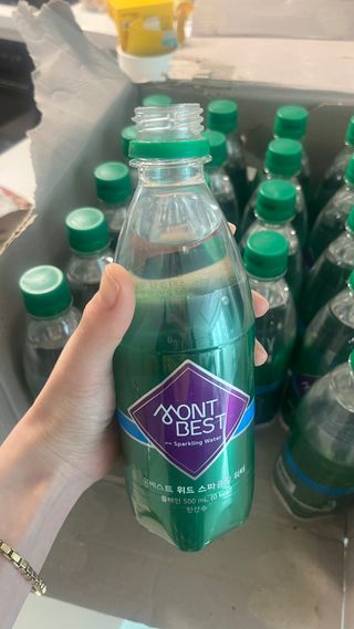 몽베스트 Montbest with Sparkling water Plain 20병 — 5점을 준 리뷰어가 2023년 3월 올린 사용 사진