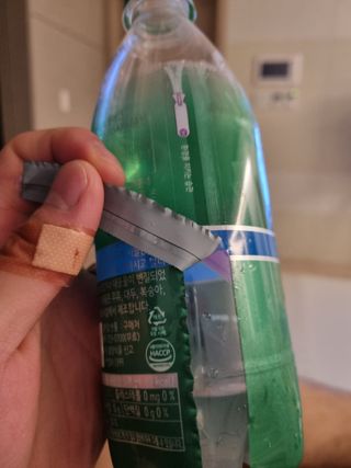 몽베스트 Montbest with Sparkling water Plain 20병 — 5점을 준 리뷰어가 2021년 11월 올린 사용 사진
