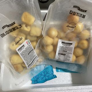 Dog&Ball 독앤볼 [Dog&Ball] 미니찹쌀볼도그 찹쌀치즈볼 — 5점을 준 리뷰어가 2021년 8월 올린 사용 사진