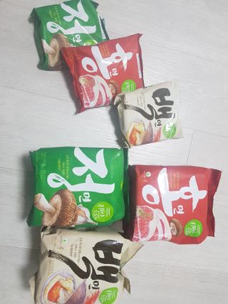 [풀무원] 자연은맛있다 정면, 백면, 홍면  세트 — 5점을 준 리뷰어가 2021년 4월 올린 사용 사진
