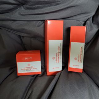 아이앤립 / EYENLIP 아이앤립 연어오일 리바이탈라이징 토너+앰플+크림 3종 세트 — 5점을 준 리뷰어가 2021년 7월 올린 사용 사진