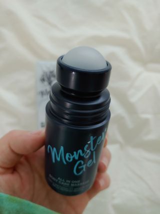 [바록스] 류현진 올인원 바디릴렉싱 몬스터겔 50ml — 5점을 준 리뷰어가 2021년 4월 올린 사용 사진