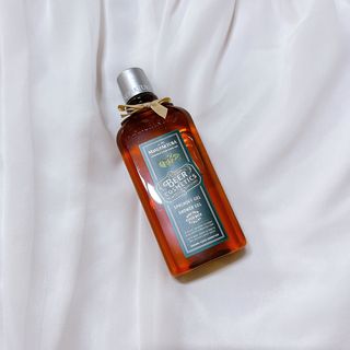 체코 비건화장품 마뉴팍투라 향좋은 맥주 샤워젤 (300ml) — 5점을 준 리뷰어가 2022년 6월 올린 사용 사진