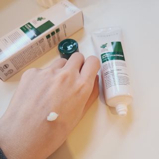 랑벨 랑바이오 블랙 시카 크림 50ml(블랙비 프로폴리스, 시카 4종, 판테놀 10 함유) — 5점을 준 리뷰어가 2022년 4월 올린 사용 사진