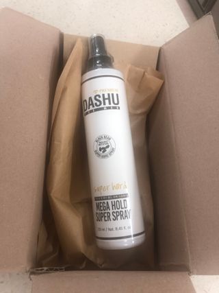 다슈코리아 다슈 포 맨 프리미엄 메가 홀드 슈퍼 스프레이 250ml — 4.5점을 준 리뷰어가 2021년 7월 올린 사용 사진