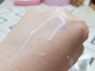 [메디팜] 히알루론산 딥 모이스처 바디로션 — 5점을 준 리뷰어가 2021년 12월 올린 사용 사진