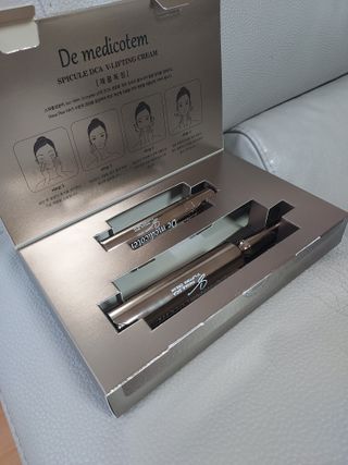 MF[더메디코템] 스피큘 DCA V리프팅 크림 — 5점을 준 리뷰어가 2024년 4월 올린 사용 사진
