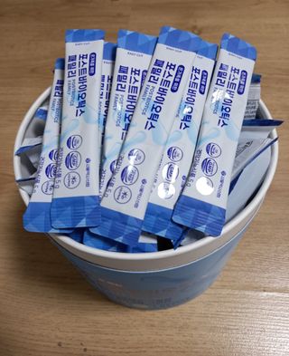 서울약사신협_포스트바이오틱스패밀리_5g x 100포 — 5점을 준 리뷰어가 2021년 3월 올린 사용 사진