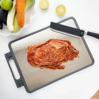 스탠서드16 스테인리스 316 양면 도마 — 5점을 준 리뷰어가 2022년 8월 올린 사용 사진