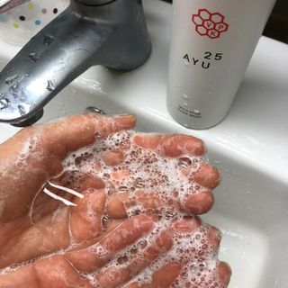AYU25[아유트웬티파이브]피부 진정, 보습 와일즈 로즈 핸드워시 — 5점을 준 리뷰어가 2021년 5월 올린 사용 사진