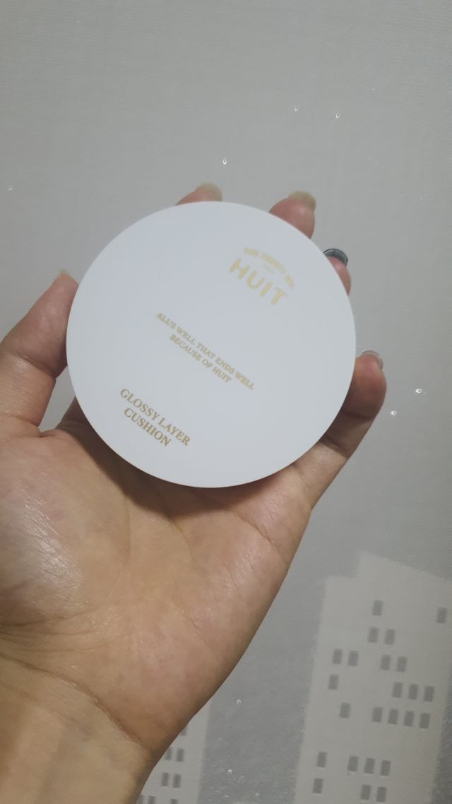 위뜨 글로시 레이어 쿠션 리뷰 사진