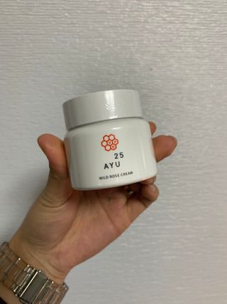 AYU25[아유트웬티파이브]다마스크로즈워터 베이스 천연 수분 촉촉 크림 — 3.5점을 준 리뷰어가 2021년 3월 올린 사용 사진