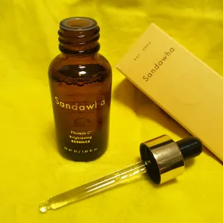 스킨큐어 산다화 비타민c 화이트닝 에센스 30ml — 5점을 준 리뷰어가 2023년 7월 올린 사용 사진