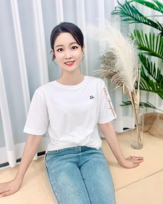 더그린랩 WOMEN TWIST MODAL SHORT SLEEVE — 5점을 준 리뷰어가 2023년 6월 올린 사용 사진