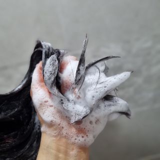 닥터시드 페퍼민트 앤 레몬 비건 비듬케어 쿨 탈모 샴푸 (1000ml) — 4.5점을 준 리뷰어가 2024년 2월 올린 사용 사진