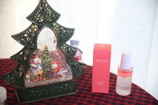 산다화 더블 이펙트 안티 링클 세럼 50ml — 3.5점을 준 리뷰어가 2022년 12월 올린 사용 사진