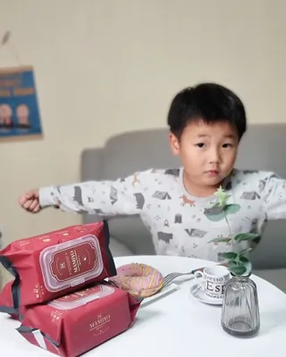 마미요 대용량 플레인 아기물티슈 베이직 캡형 100매 * 10개 — 5점을 준 리뷰어가 2022년 12월 올린 사용 사진