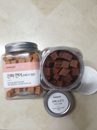 페페로니 진짜 오메가3 연어+소고기 180g+180g — 5점을 준 리뷰어가 2021년 7월 올린 사용 사진