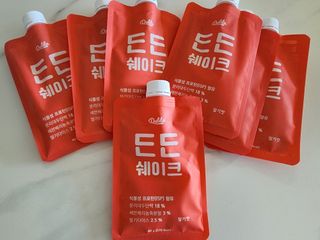 [덜다] 든든 식물성 단백질 쉐이크 40g X 7입 (곡물/딸기) — 5점을 준 리뷰어가 2023년 8월 올린 사용 사진
