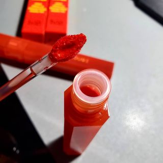 [블랙루즈]하프앤하프틴트 10종 中 택1+랜덤1 — 5점을 준 리뷰어가 2021년 2월 올린 사용 사진