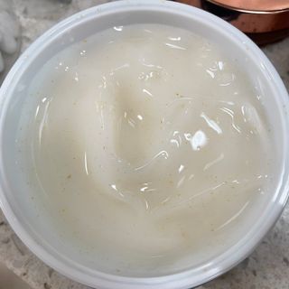 비엠비코 퀸79 노블 골드 아쿠아 크림 — 5점을 준 리뷰어가 2021년 5월 올린 사용 사진