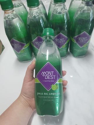 몽베스트 Montbest with Sparkling water Lime20병 — 5점을 준 리뷰어가 2022년 11월 올린 사용 사진