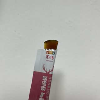 [몸엔용] 녹용 담은 탱탱 콜라겐 녹용 콜라겐 젤리 15g x 20포 — 4.5점을 준 리뷰어가 2022년 4월 올린 사용 사진