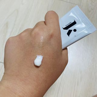 키노닉스 원더 레미디 튜브 보습크림 — 5점을 준 리뷰어가 2021년 8월 올린 사용 사진