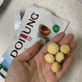도이퉁 마카다미아 넛 90g 3EA 마카넛 오리지널 쏠트 허니 — 5점을 준 리뷰어가 2021년 6월 올린 사용 사진
