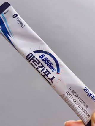 자연에온 아르긴포스 L-아르기닌 5555mg 스틱 15개입 1박스 — 5점을 준 리뷰어가 2021년 4월 올린 사용 사진