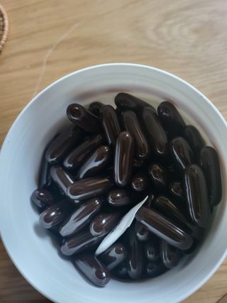 Swisse 스위스 고함량 프로폴리스 2,000mg 210정 — 5점을 준 리뷰어가 2021년 11월 올린 사용 사진